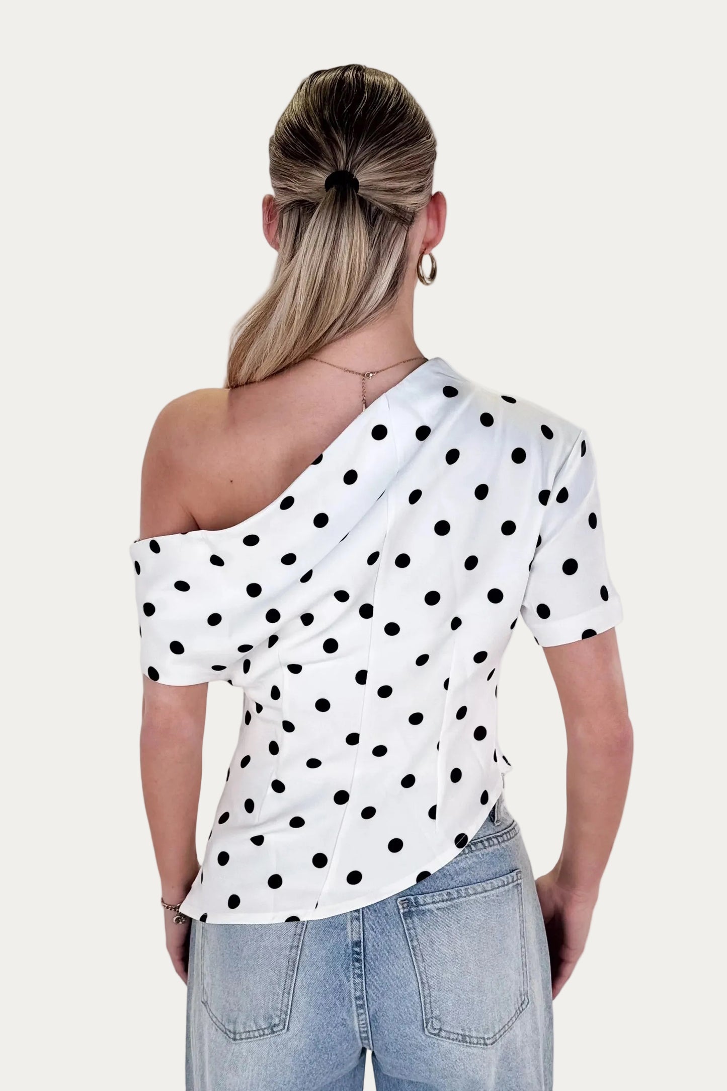 One Shoulder Top Polkadot - White