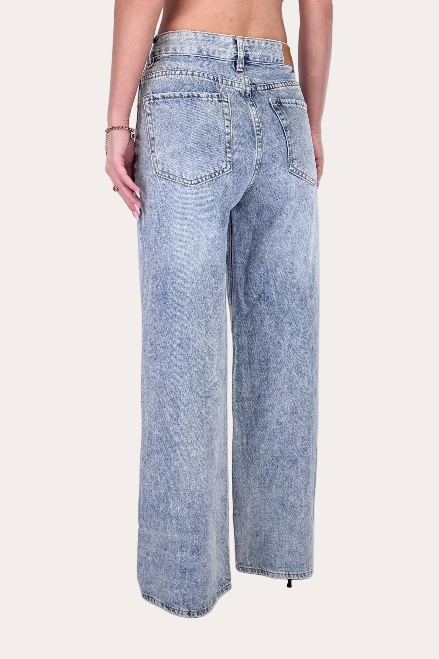 Mid Waist Wide Leg Jeans