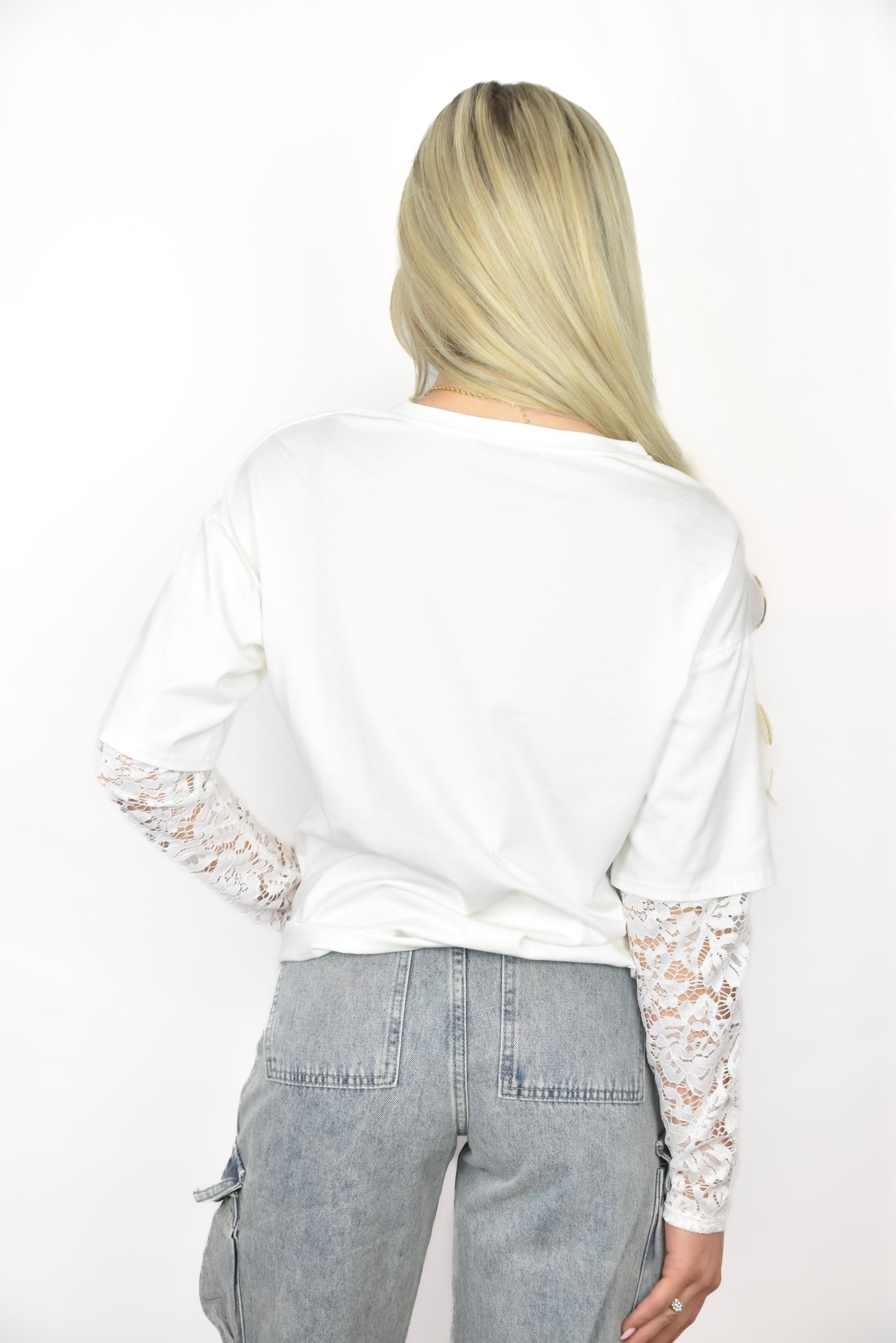 Flower Lace T-shirt White - van Pretty in Pink.