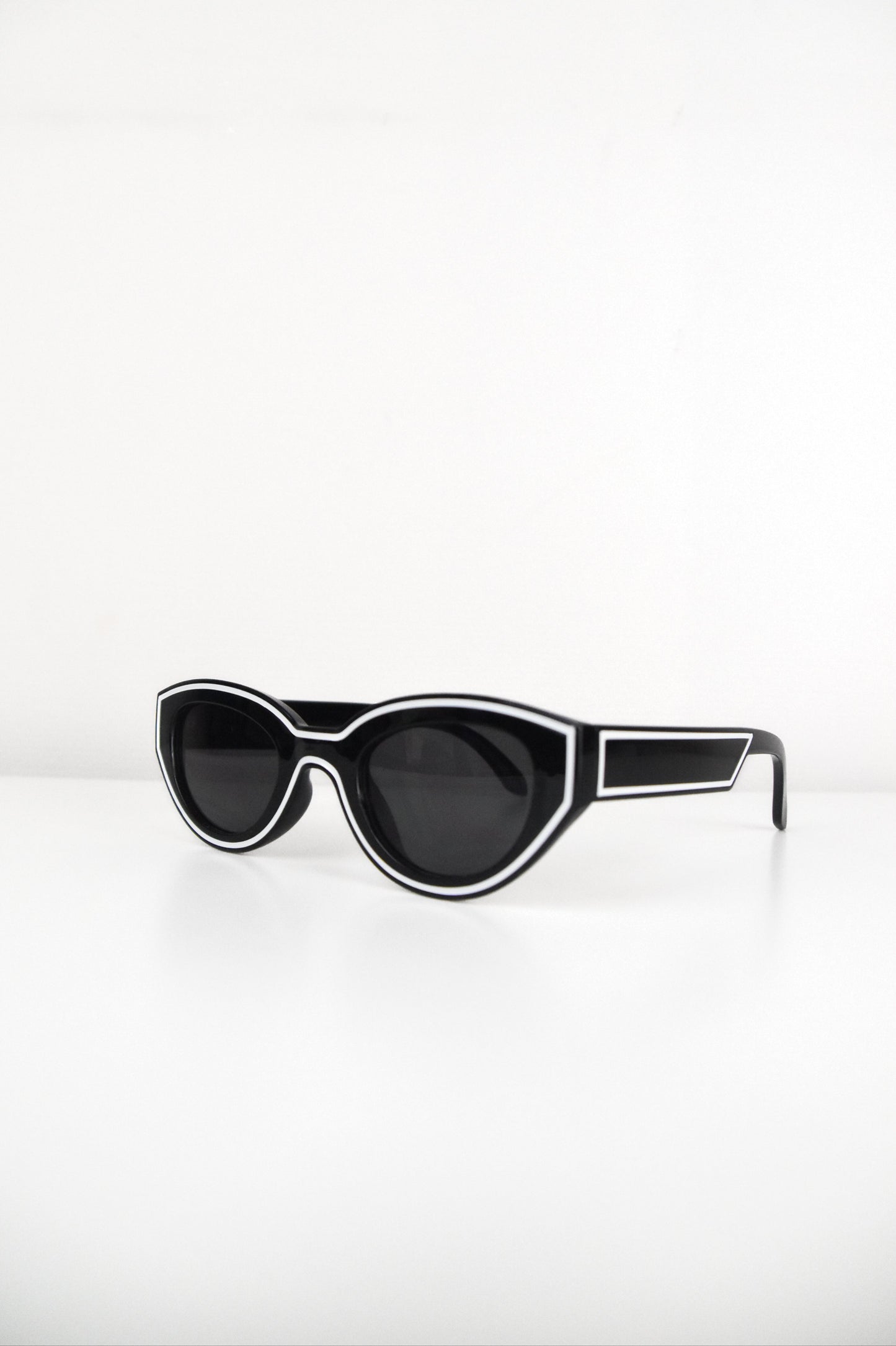 1 Sunnies