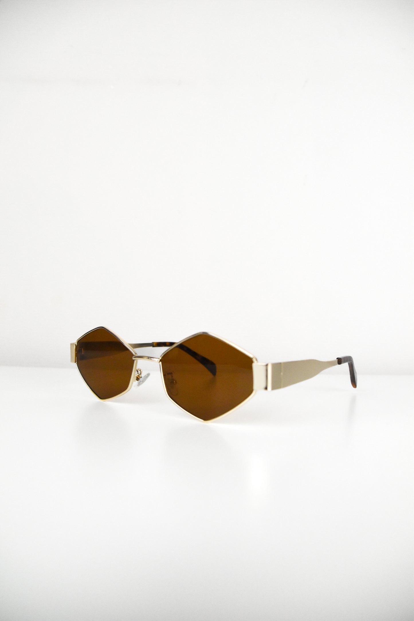 3 Sunnies