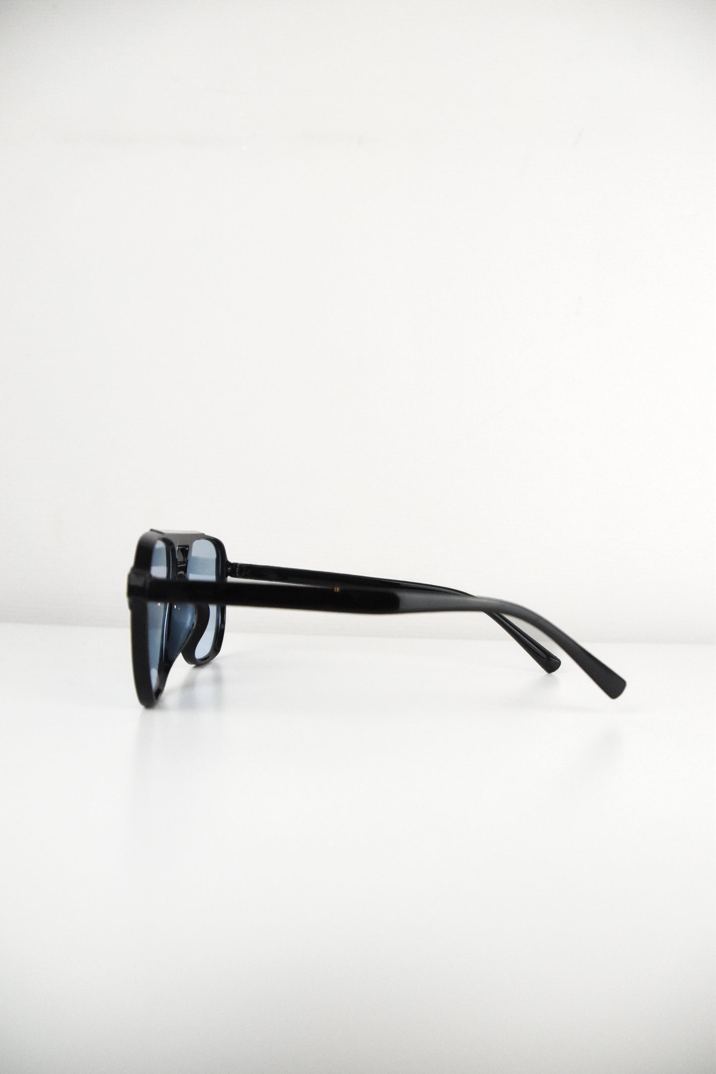 9 Sunnies