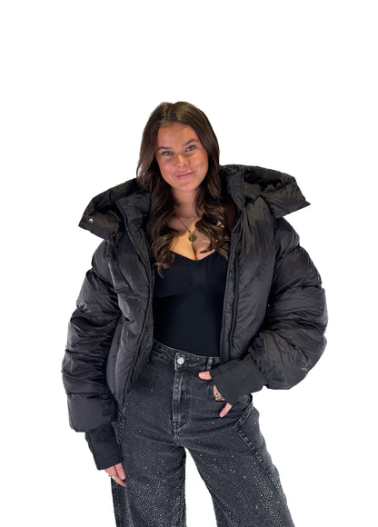 Cloud Puffer Jacket - Black