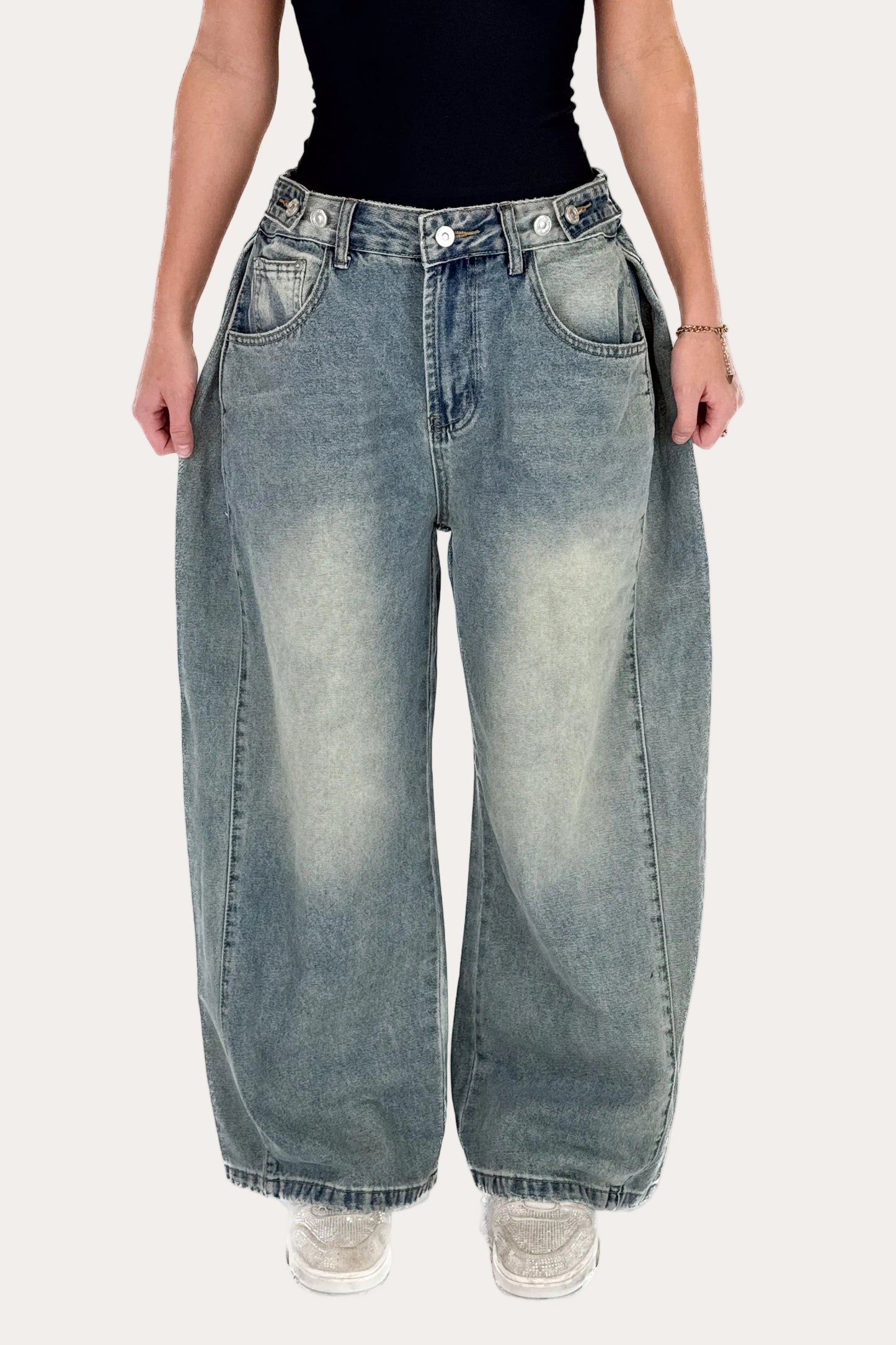 Adjustable Baggy Jeans – Vintage Blue