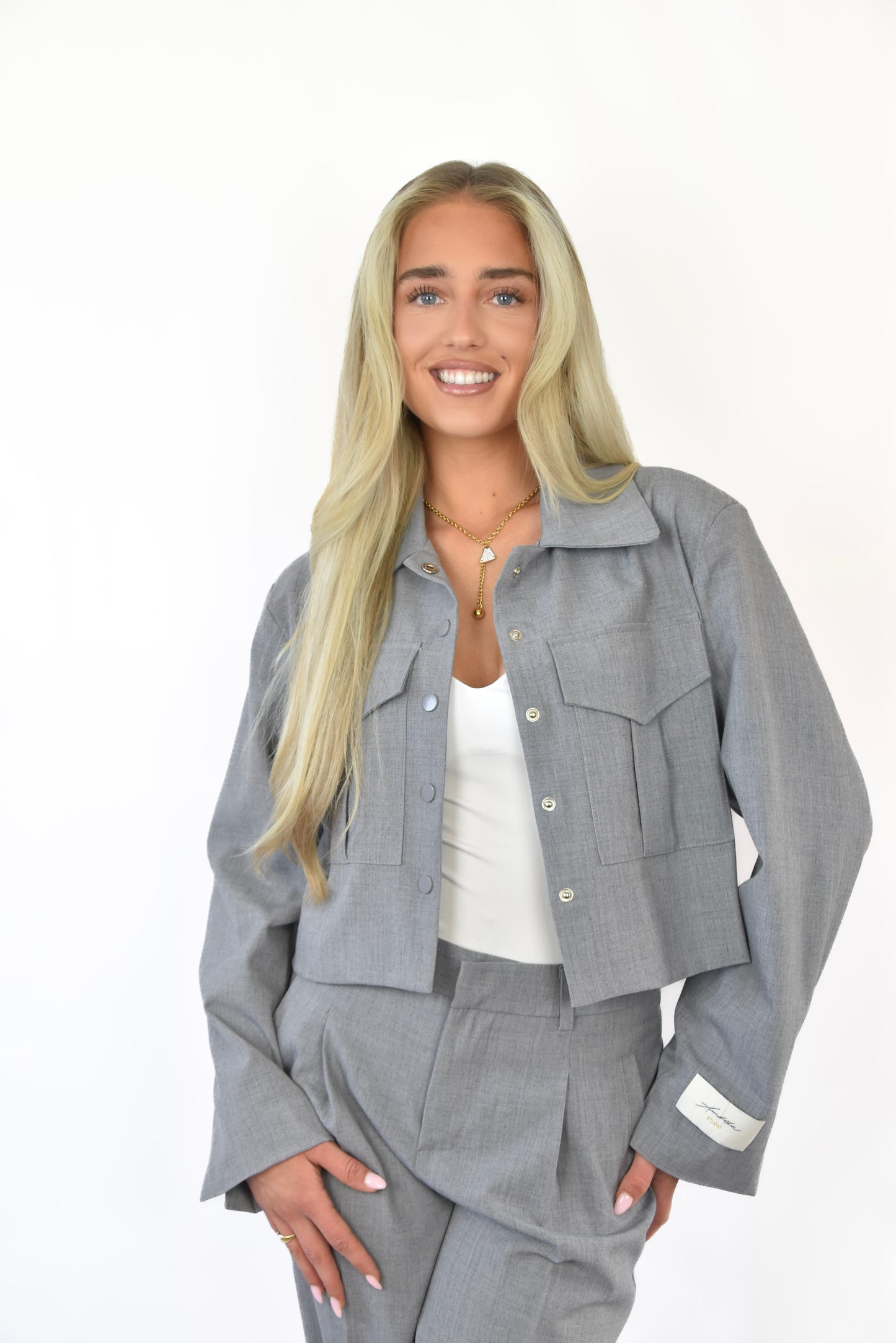 'Coco' Cropped Jacket - blazer van Pretty in Pink. 