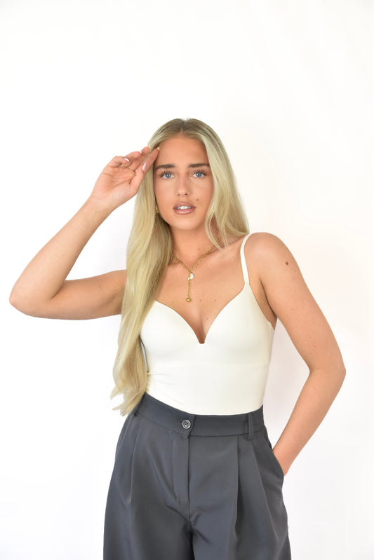 V-neck Body Off-White - top van Pretty in Pink. 