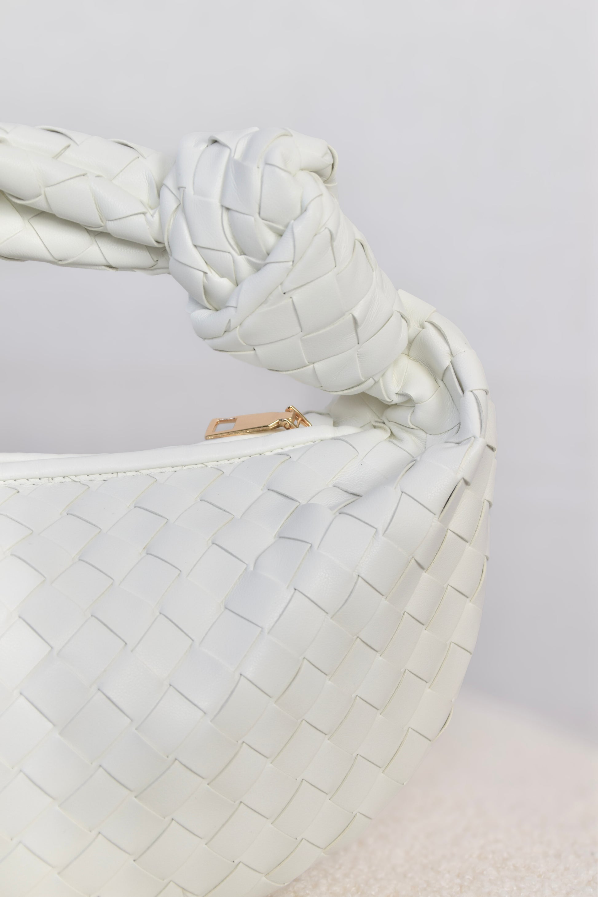 Knotted bag White - tas van Pretty in Pink. 