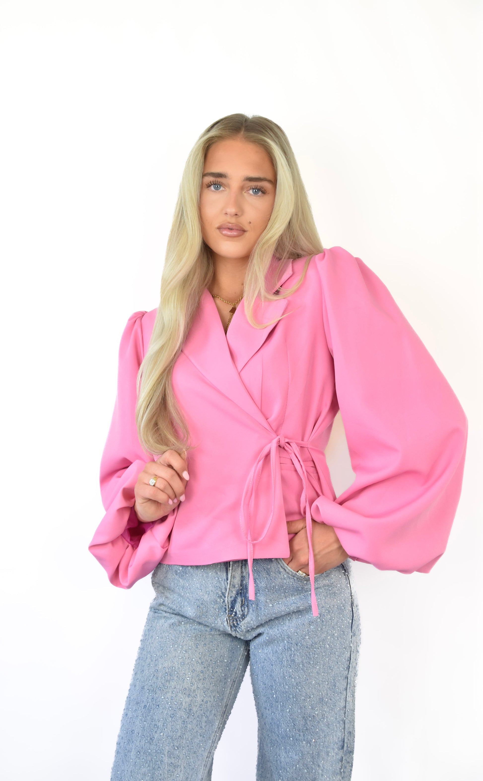 Wrap Blazer Pink -  van Pretty in Pink. 
